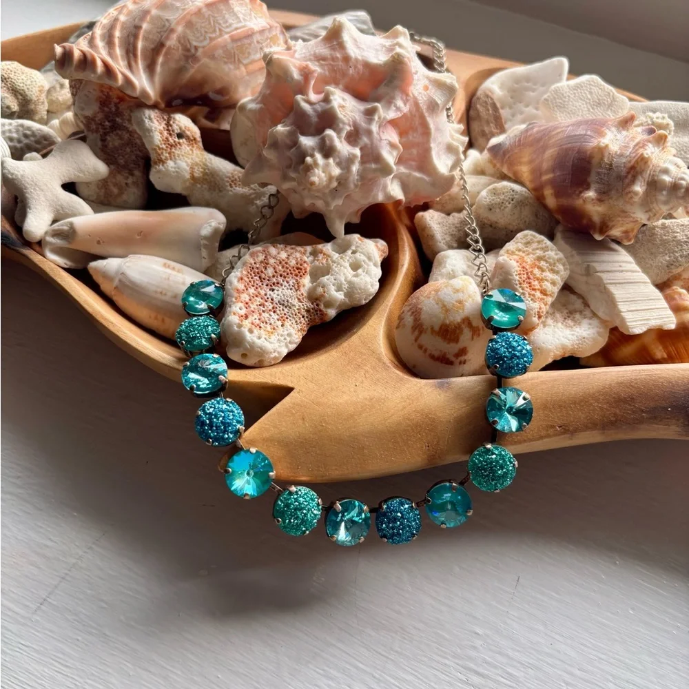 Blue Turquoise Crystal Necklace - Picture 1 of 4